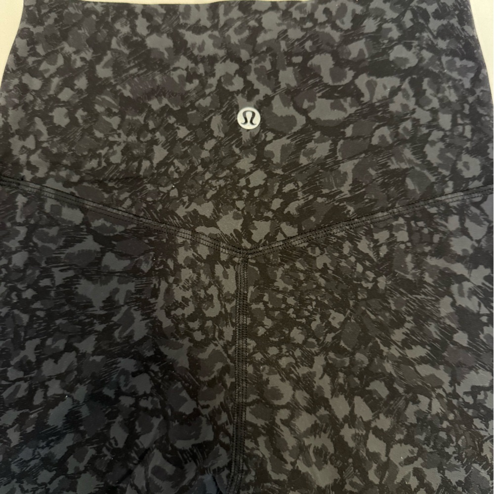 Lululemon Black Gray Printed High-Rise Leggings